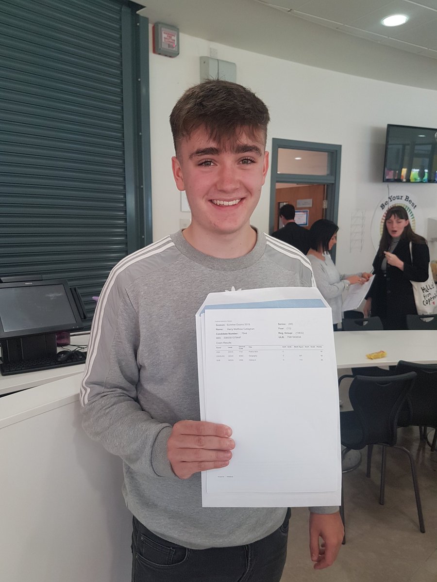 bthcc_college's tweet photo. Well done to Harry who is studying Politics @KeeleUniversity - congratulations from everyone @bthcc_college @BTHCC_SixthForm https://t.co/Ci57dYhNGN
