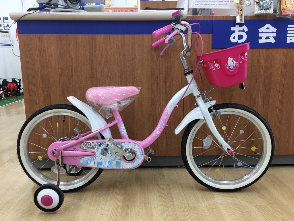 ガレージオフ埼玉東松山店 公式 Idesの子供用自転車princessのメンテが完了しました グリップ サドル フェンダーは新しい物に交換してあります 屋外保管だったようでステッカーの色飛びや サビが出ている所がありますので店頭で現状をご確認ください