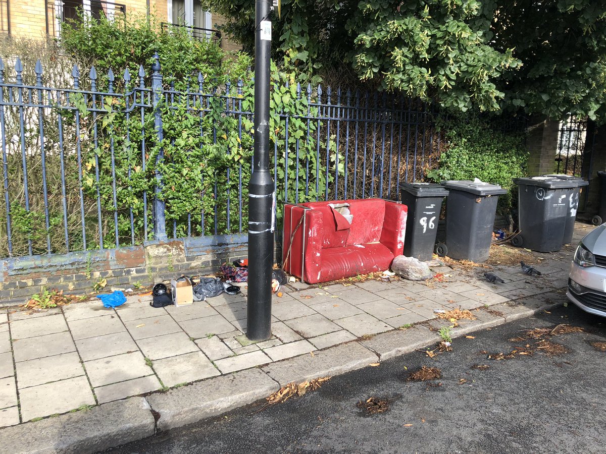 afc99's tweet photo. EVERYDAY outside 74-84 Conyers rd, bins left out permanently becomes a fly tipping spot, food waste on floor attracting vermin. Someone pls inform residents bins go on the street on bin day only #fedup #cleanup https://t.co/79an2Ono8T