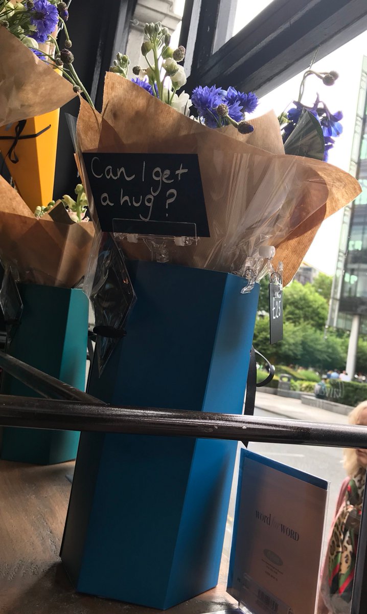 TurnersFlorists's tweet photo. Good luck to everyone receiving their #ALevel results today! 🍀 why not #giveahug with one of our huggable boxes? Pick up one of our pre-made bouquets or work with one of our expert #florists to create your own 💐 #goodluck #alevelresultsday #congratulations #hammersmith https://t.co/xc1toFByas