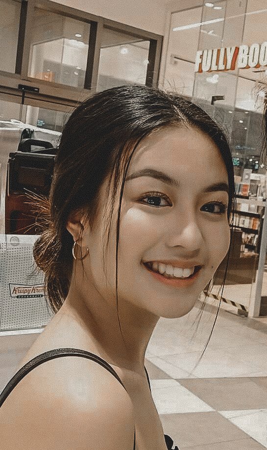 irenetoringmon1's tweet photo. Ang saya cgrong mkita silang mgkahawak kamay sa ABS CBN ball... @ABSCBN please po isama nyo napo c Tan...

BringASHTAN toABSCBNBall https://t.co/NcnHzJBmE1