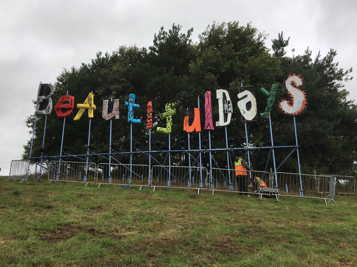 markezawomble's tweet photo. I was on site yesterday @BDsfestival #Devon
The site was getting ready & not muddy 😀👍
Looking forward to seeing all you lovely people & come see our #Junkband BigBeat In the kids field Performance & workshops promoting #ReduceReuseRecycle All instruments made out of junk https://t.co/6VRmJwA9OO