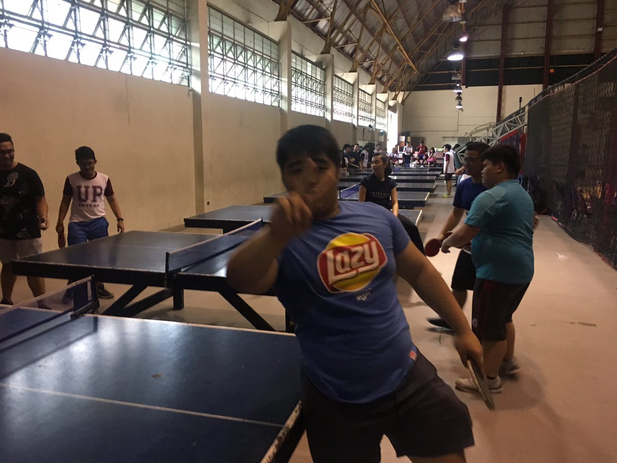 alsimrenzo's tweet photo. Senior year table tennis vacation at the CHK 💪🏾🏓 https://t.co/yI9OnBCwTg