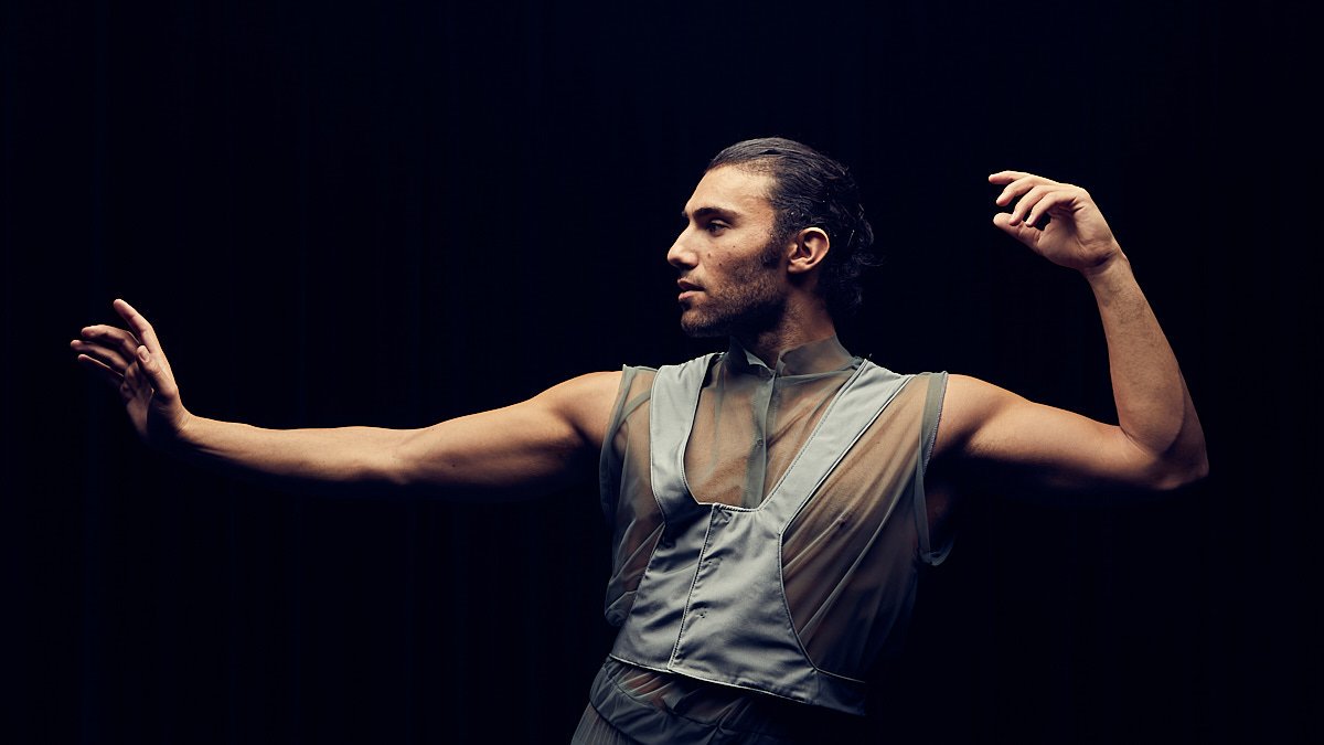 sydneydanceco's tweet photo. Chookas to our dancers performing at the @AdelaideFesCent tonight, tomorrow and Saturday. Don't miss this chance to celebrate with us in your home town!
Book now: https://t.co/8BtDEpfgBs
#SDCOnTour #SDCTurns50 https://t.co/Euh9WkeMgw