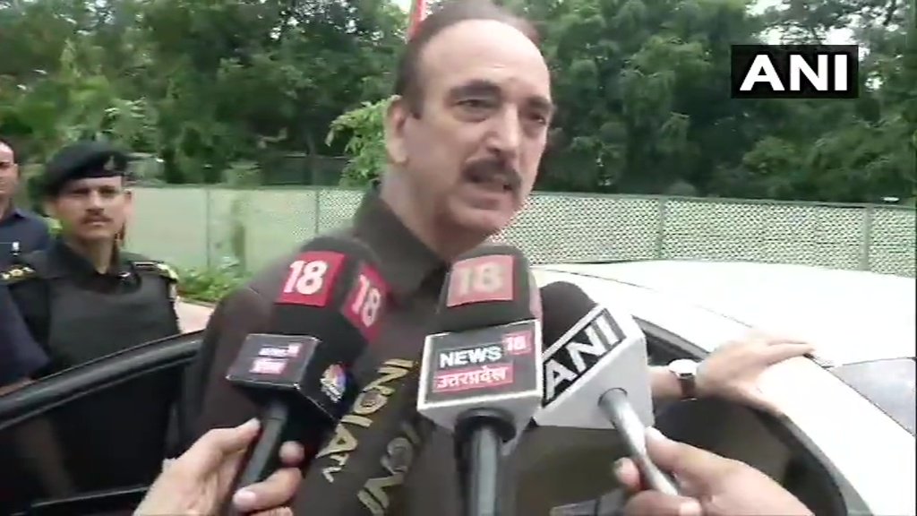 ANI's tweet photo. Ghulam Nabi Azad, Congress on video of National Security Advisor (NSA) Ajit Doval interacting with locals in Shopian yesterday: Paise dekar aap kisiko bhi saath le sakte ho. #JammuAndKashmir https://t.co/h3amg96Qmu