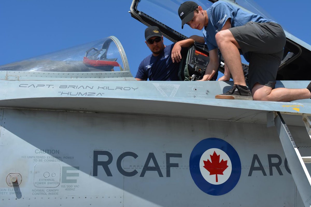 CF18Demo's tweet image. On Sunday we had the pleasure of hosting WO2 Joshua Ironmonger from 396 RCACS in Prince George. He met Humza and spent time with the techs getting a tour of the jet. Next year he’ll be studying BioChem at UNBC - Good Luck Josh! #inspiretofly #cadets #nextgenaviators @cadetsca