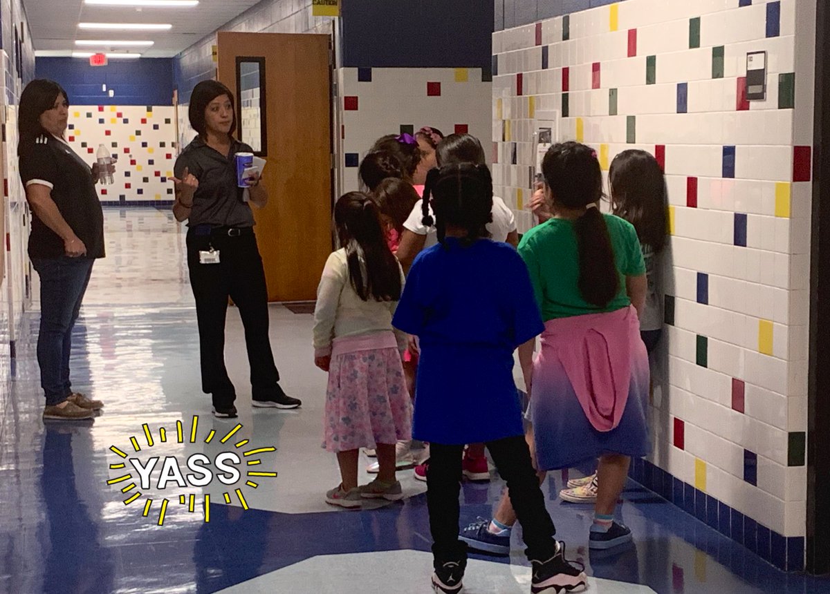 genevie79cr's tweet photo. It’s been a treat watching @monica_m_munoz and @teri_silva in action this week. Their mentorship has taught me lots about leadership. They work relentlessly to serve our children, teachers, & community! Keep it up, ladies. #MujeresPoderosas #MadStrong #YouGotThis https://t.co/wekUNuHl80