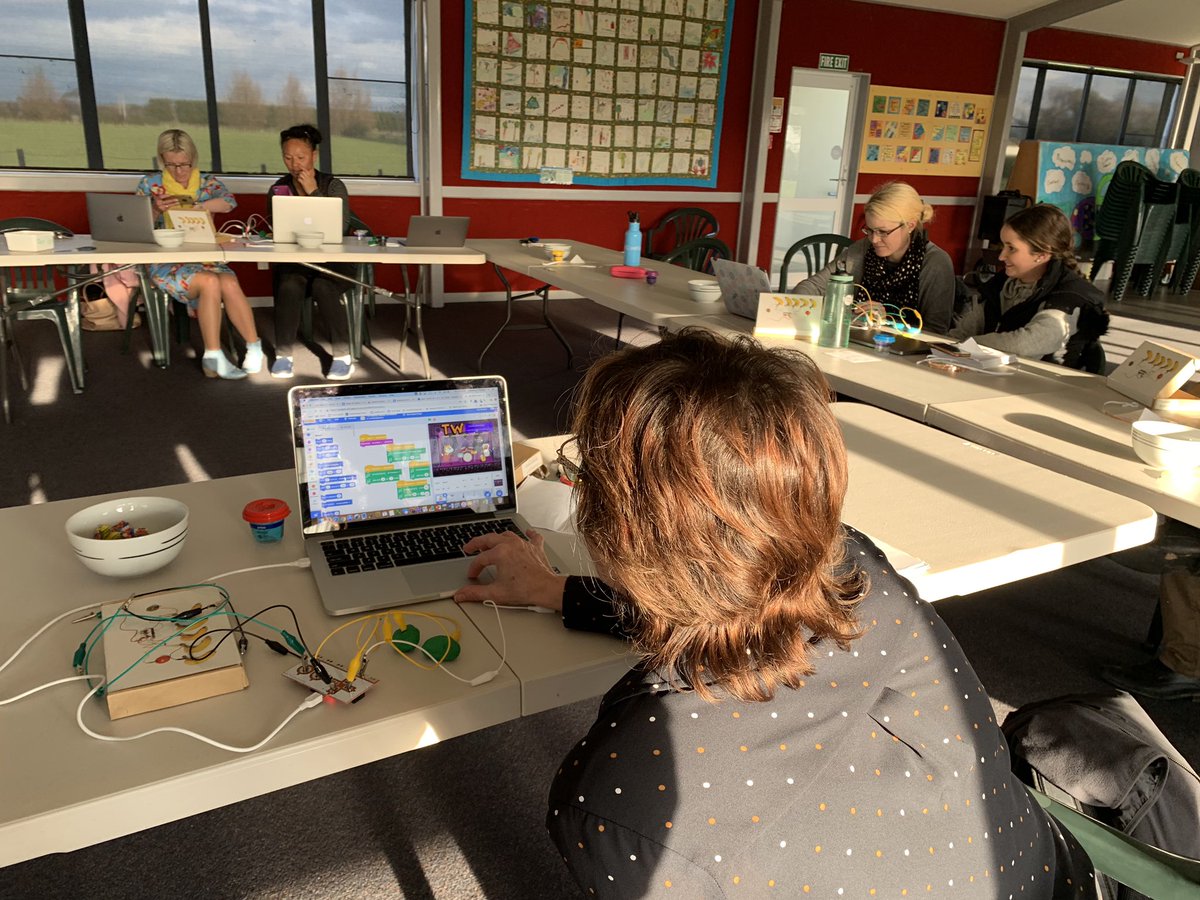 DCEducationNZ's tweet photo. A very fun staff meeting at Newbury school this arvo! Learning and having a play with electronics and @makeymakey #edtech #edchat #DigitalCircusNZ https://t.co/wEeK8tBUs7