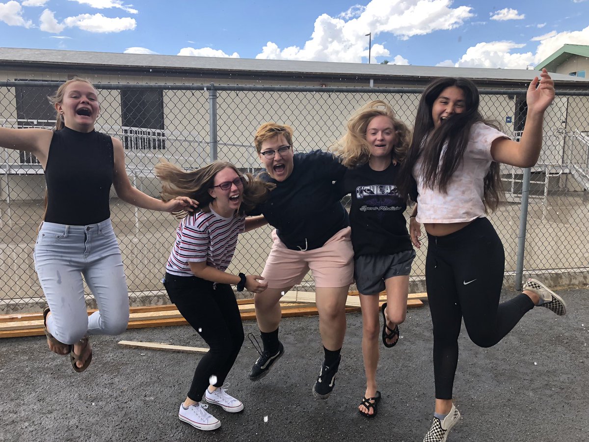 SSHSsportsmed's tweet photo. Our HOSA officers met today at school to continue planning for the year! They took time out of their busy meeting to enjoy the rain and tried their hardest to time a picture jump. It was painful to watch but they do know how to have fun!!! @SshsHosa1 #JoinHOSA https://t.co/s4UJXLNy3k