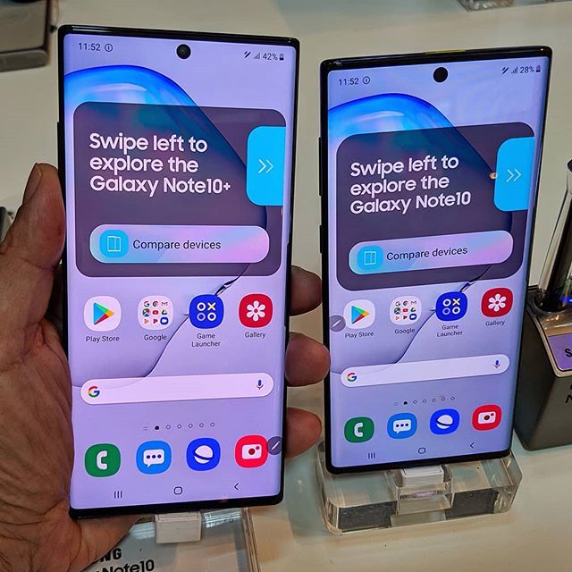tech4tea's tweet photo. #FirstLooks and  hands-on the #Samsung Galaxy #Note10 &amp; #GalaxyNote10+ #phablets that were unvelied during #SamsungGalaxy Unpacked this morning.

Preorder from today. In Singapore from 24 Aug. Note10: S$1,398
Note10+: S$1,598 (256GB), S$1,898 (512GB)

#t… https://t.co/FpRRaXFgw4 https://t.co/ovNKeHDdgb
