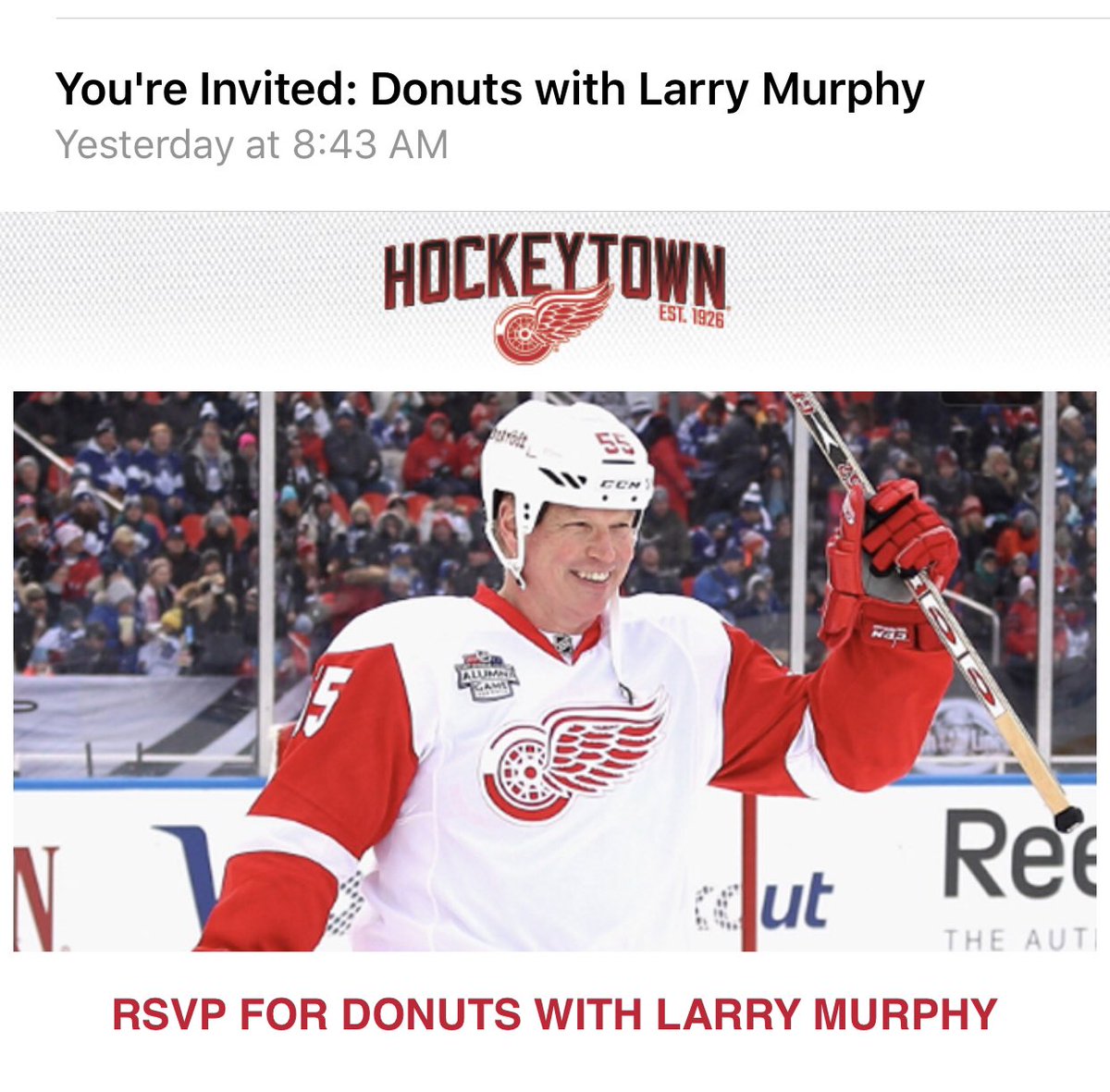 cpnmontereyjack's tweet photo. You had me at Donuts. π© #whoslarrymurphy #larrywho https://t.co/Dqg77NN2MR