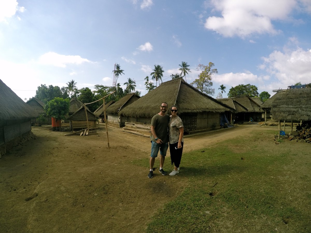 DriverYoga's tweet photo. Thanks for using our service during your holiday in Lombok island.
#Localvillage
#Malimbuhillsview
#Sunsettime https://t.co/ytCiXYCA9s