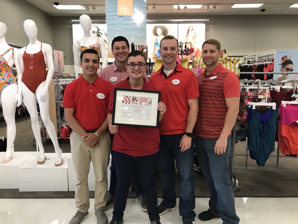 TargetRob's tweet photo. Thank you for everything @Target, this internship was all I wanted and more. I feel more confident as a leader and feel like I have honed a skill set I never knew I had before this. #D450AP #WorkSomehWhereYouLove   @William_Valente https://t.co/dV0Tlnvw74