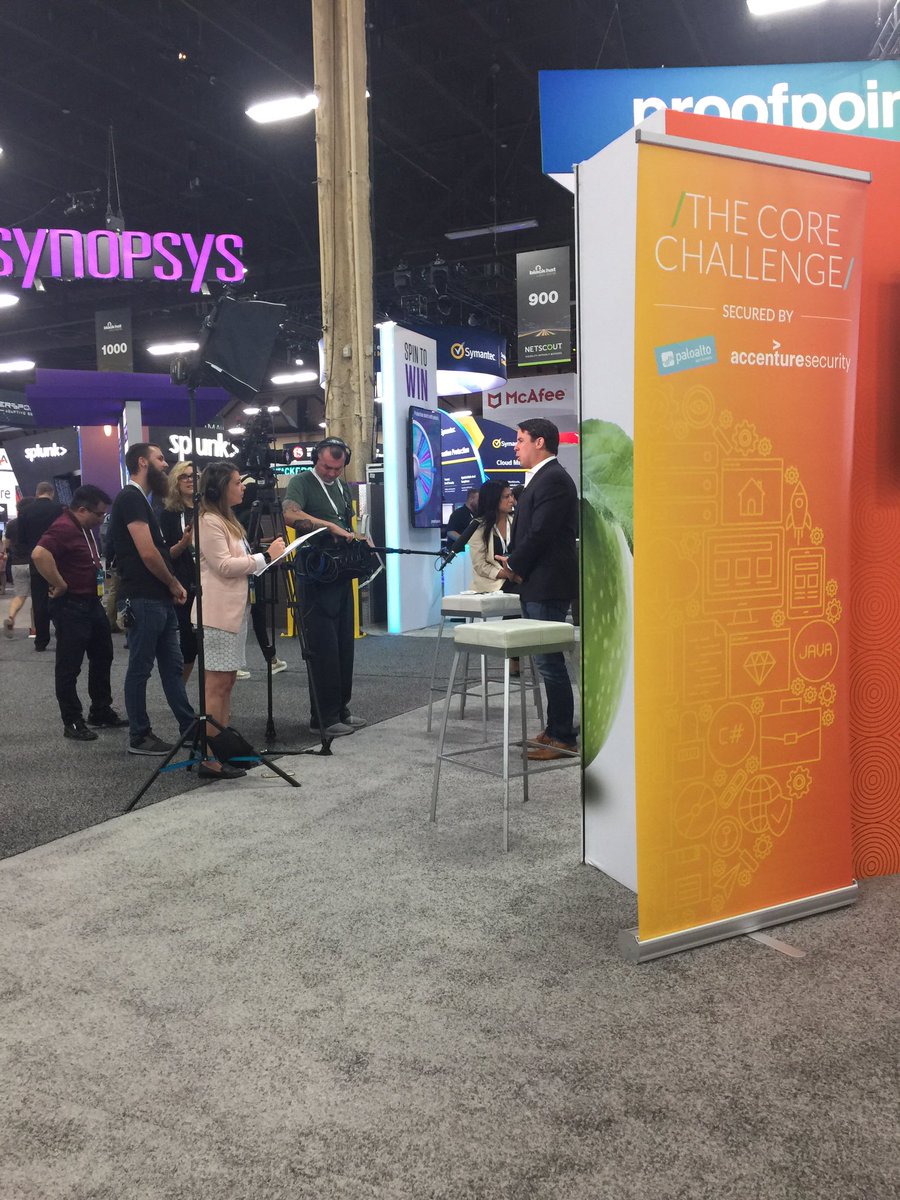 ndovesmith's tweet photo. Howard Marshall on the floor at Black Hat spreading the work on Accenture Security! #Blackhat2019 #accenturesecurity #hackno #idefense https://t.co/NmMjtVWBnn