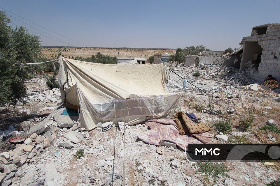 AmenahMasri's tweet photo. Making new memories on top of the ruins of their home.
#Rise4Idlib #NotATarget #EyesOnIdlib #StopBombingIdlib #SolidarityWithBrita #HungarStrikeForIdlib #Idlib https://t.co/eA5QqhyumP