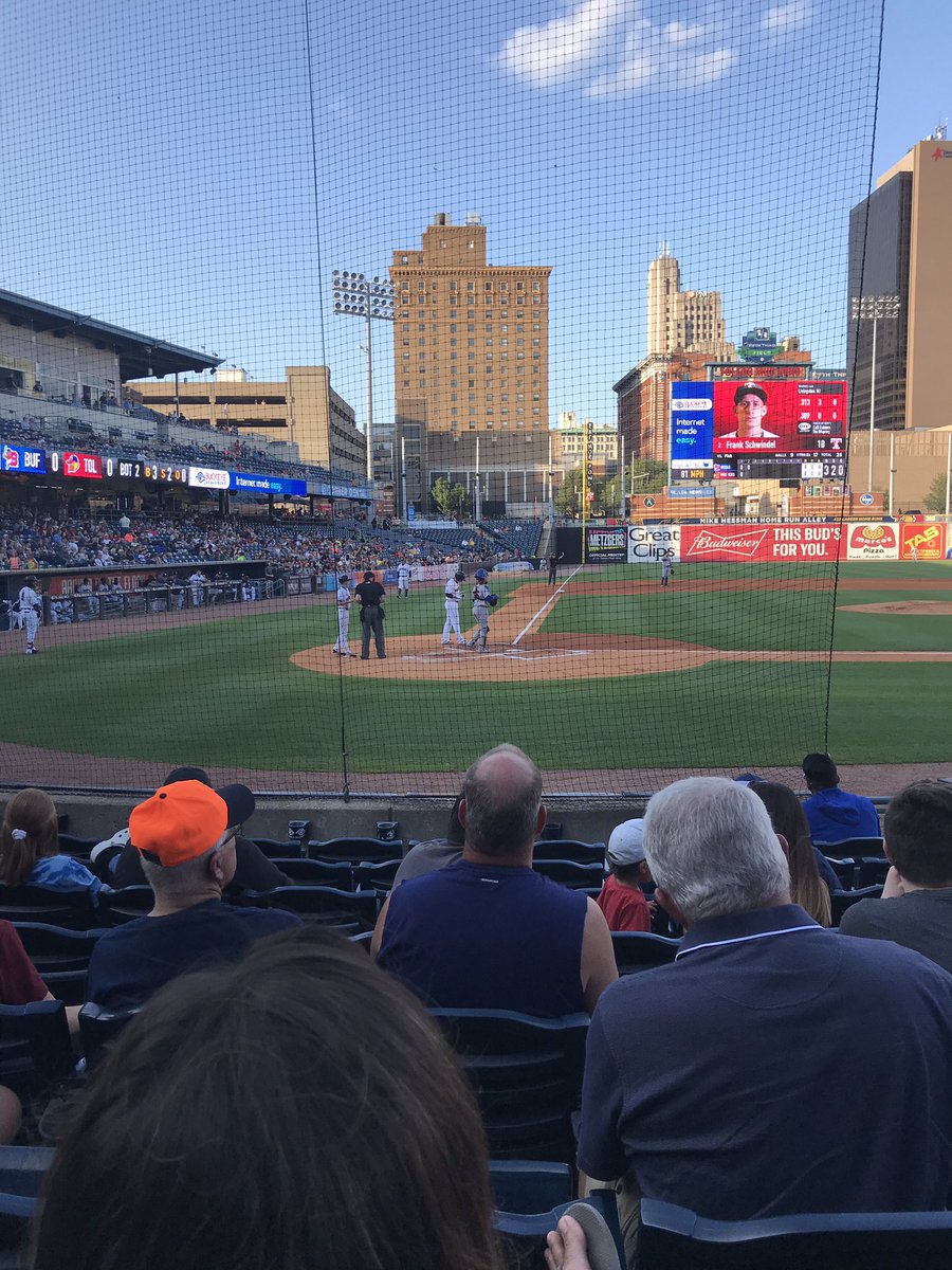 TheBucksReport's tweet photo. Checking out some major Athletes and fans. Minor league ball is awesome. @MudHens https://t.co/UziYaqKe6i