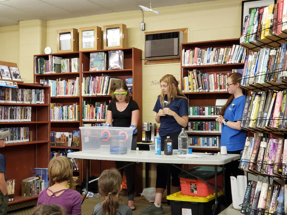 RocanvilleLib's tweet photo. Kids had an amazing time with the Saskatchewan Science Centre's Go Science! Learned about the ocean, the atmosphere and space! Fun crafts, activities and experiments! https://t.co/BxTM7xL7Ib