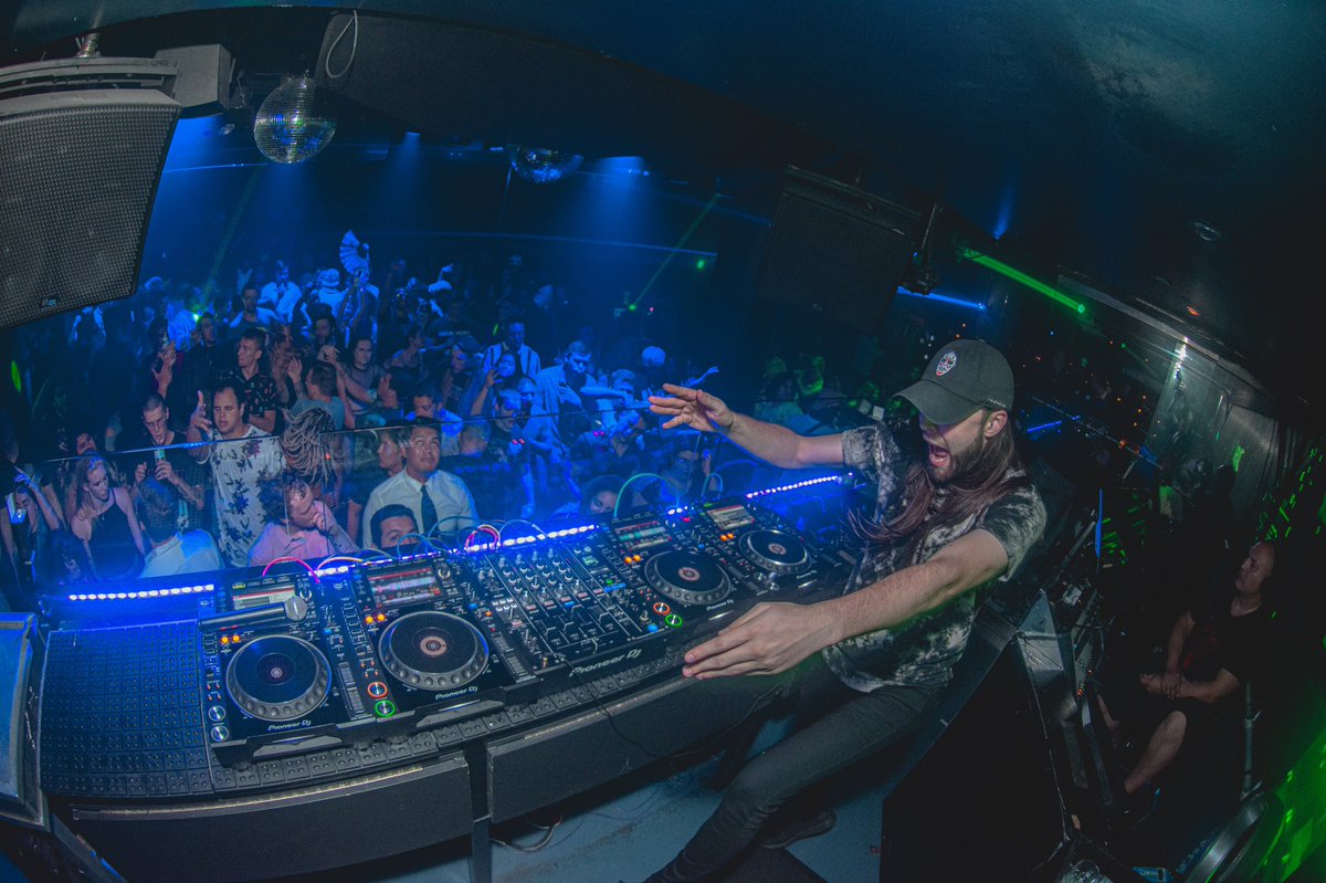 aeriimusic's tweet image. Can’t wait to body this set for my Baltimore debut on Friday night &amp;amp; then crush Ft. Myers on Saturday! ABOUT TO BE A DUBSTEP FILLED WEEKEND &amp;amp; IM F*CKIN READY! 😈⚔️💀 #StayWoke