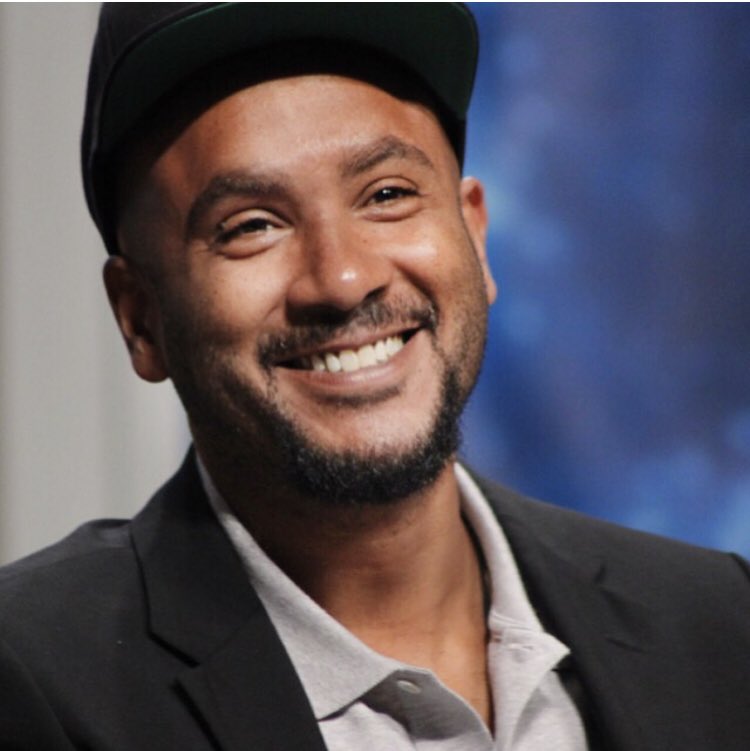 AronEisenberg's tweet image. A wonderful happy birthday to a very kind and gracious man, Cirroc Lofton.❤️One of the best things about the show we are doing, @7thRule, is that I’m truly getting to know Cirroc &amp;amp; learn how thoughtful, intelligent &amp;amp; generous he truly is. Happy birthday my friend! 🖖 @StarTrek