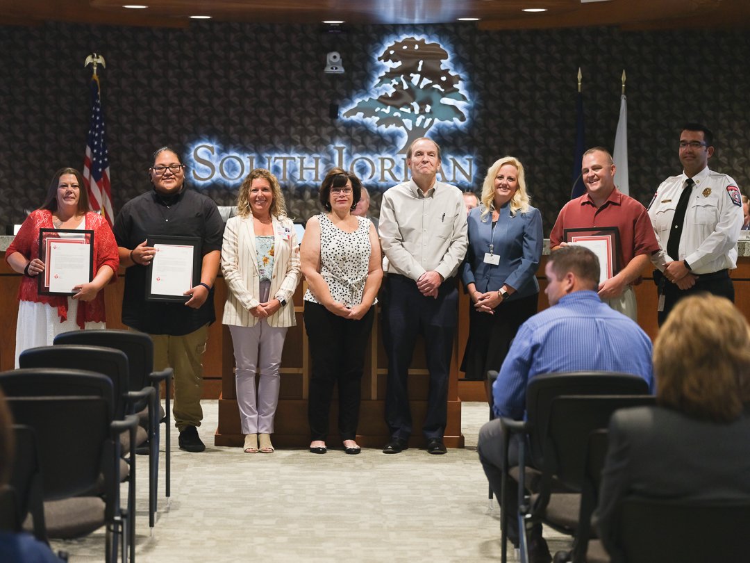 MeritMedical's tweet photo. Congratulations to the Merit Medical employees who were recognized last night at the South Jordan City Council by the City and by@AHAUtah for their bravery in using CPR and AED to save a fellow colleagueβs life. #MeritStrong #AHA https://t.co/dB5sxbDpAe