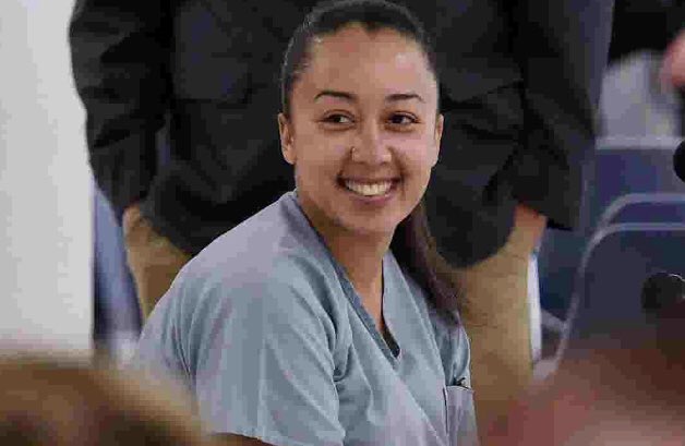 TexasCJE's tweet photo. Today, Cyntoia Brown was released from prison in Tennessee after 15 years. She was granted clemency from the life sentence she received at the age of 16 for a crime committed while she was being trafficked. Her story is transformative, and her freedom is long overdue. https://t.co/GCnb5Za3NN