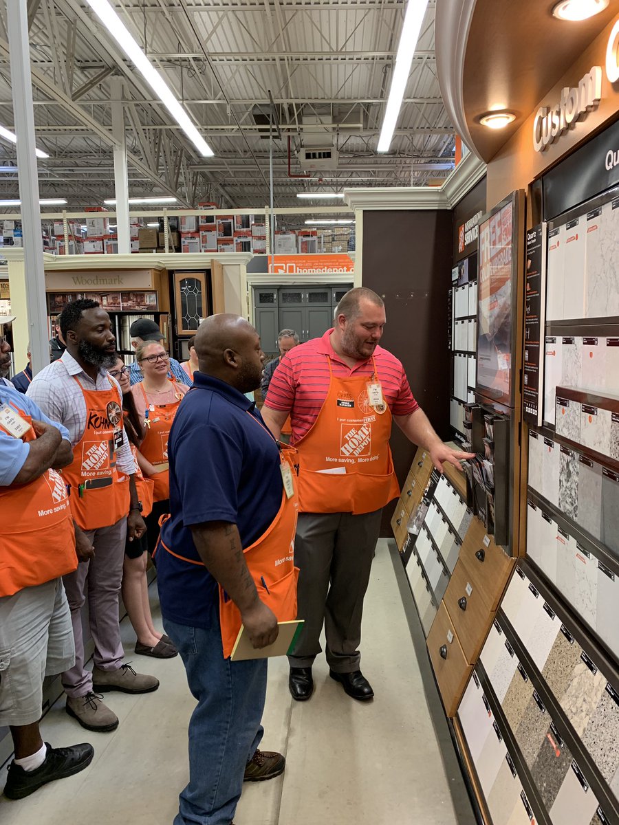 thdShannon's tweet photo. Role plays are FUN! Best ever Ctop role play at 1610 today. Jean and Chris were awesome! Thank you for playing along! #MidnightPearl #NeedMySampleNOW 🤣 https://t.co/7lDUjlGMP1