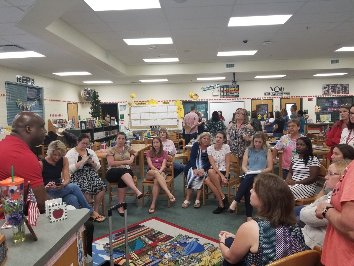 hgeheroes's tweet photo. Today our teachers  took part in "Hero Camp" to learn from each other! #edcamp #hgeheroes #readyforourstudents #teacherledpd https://t.co/07rLZoUHno