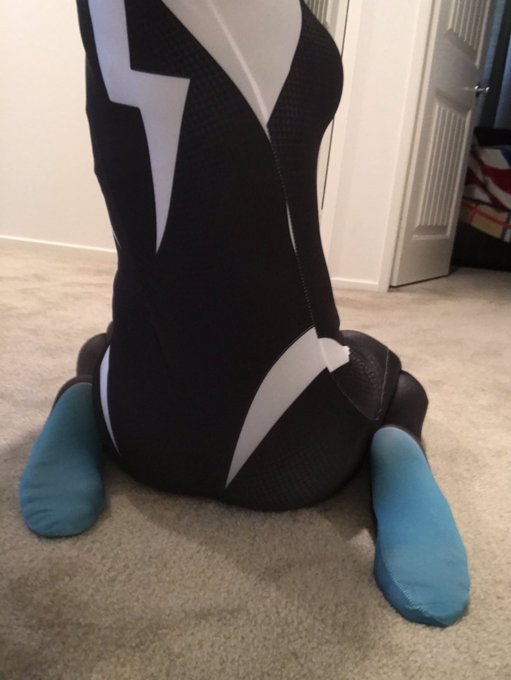 Lol sorry this isn't as good, but you have to pay me for the really good ones 😝 https://t.co/Ch5AjNC