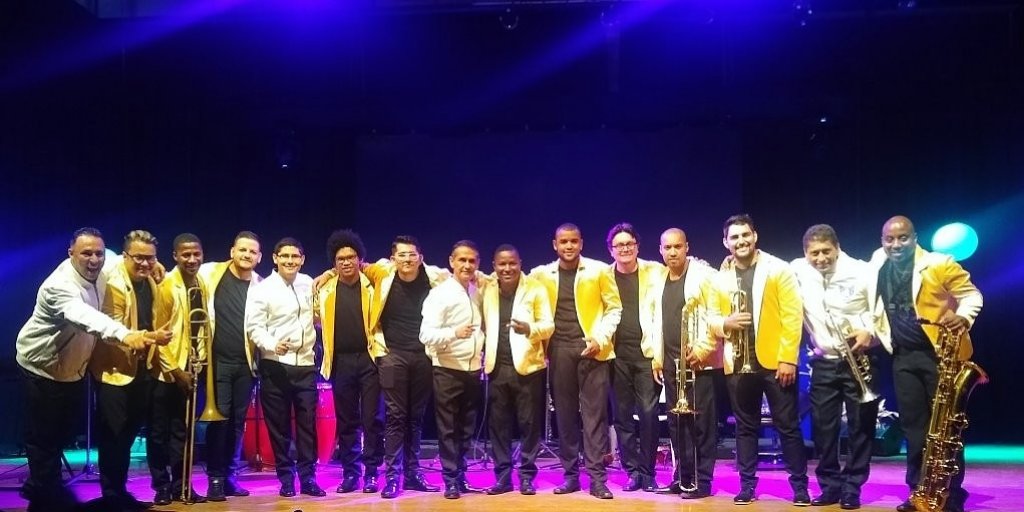 Agradecimientos a todo el equipo de trabajo de <a href="/TelepacificoTV/">Telepacífico</a>, nuestro equipo de músicos, asesores de producción y compañeros de <a href="/ORQIDENTIDAD/">Orquesta LA IDENTIDAD</a> 🎥

Mil gracias por el excelente trabajo. 👏👏

¿Que se vendrá? 
Muy pronto estará de lanzamiento. 

#cumbia #Cumbias #CumbiaColombiana