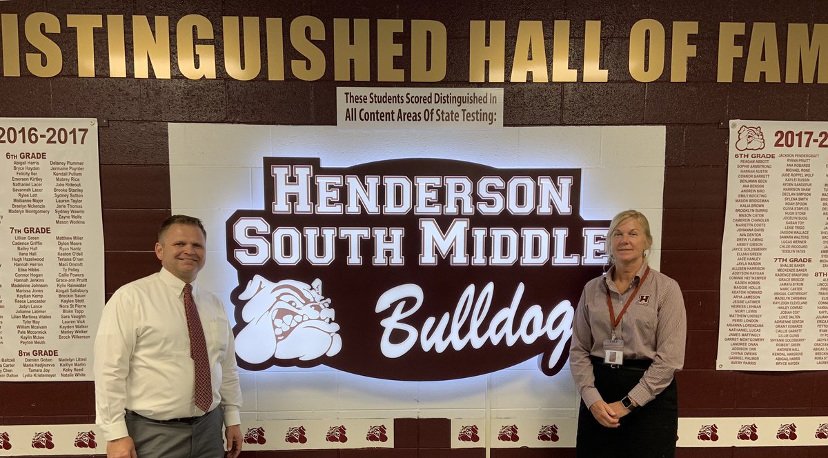 HendersonSchool's tweet photo. Great First Day! #hcsfirstday @MargannaStanley https://t.co/EmkndiVoWS