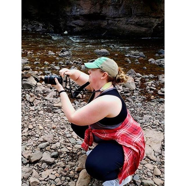 Shansapp's tweet photo. Gettin them pics yo
.
.
.
.
#deepsquat #takeahike #dontbreakmyconcentration #fatgirldointhings #chubbygirlsrock #naturephotography #naturerocks #gettinlow 📷:@missmanders01 https://t.co/E30rsWE9Tc https://t.co/jh51SeqCNw