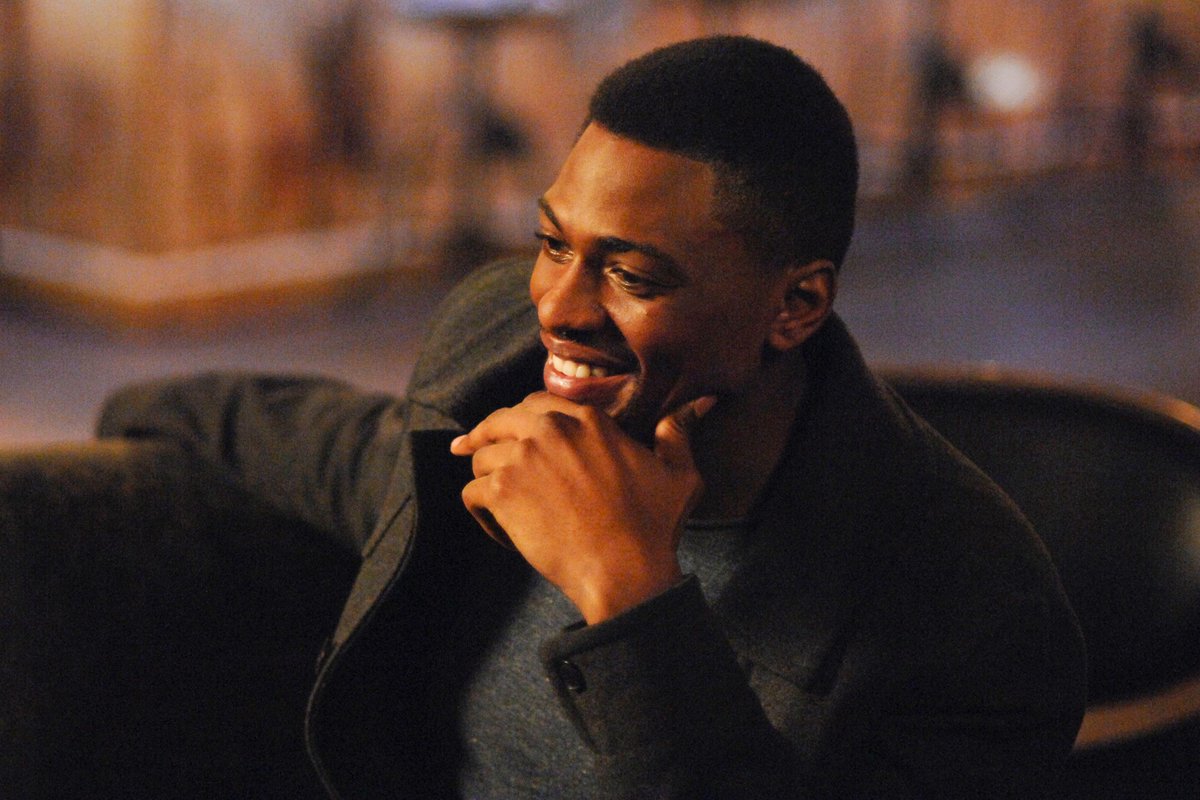 What's Damien smiling at? An all-new #TheInBetween starting in ONE HOUR, of course!