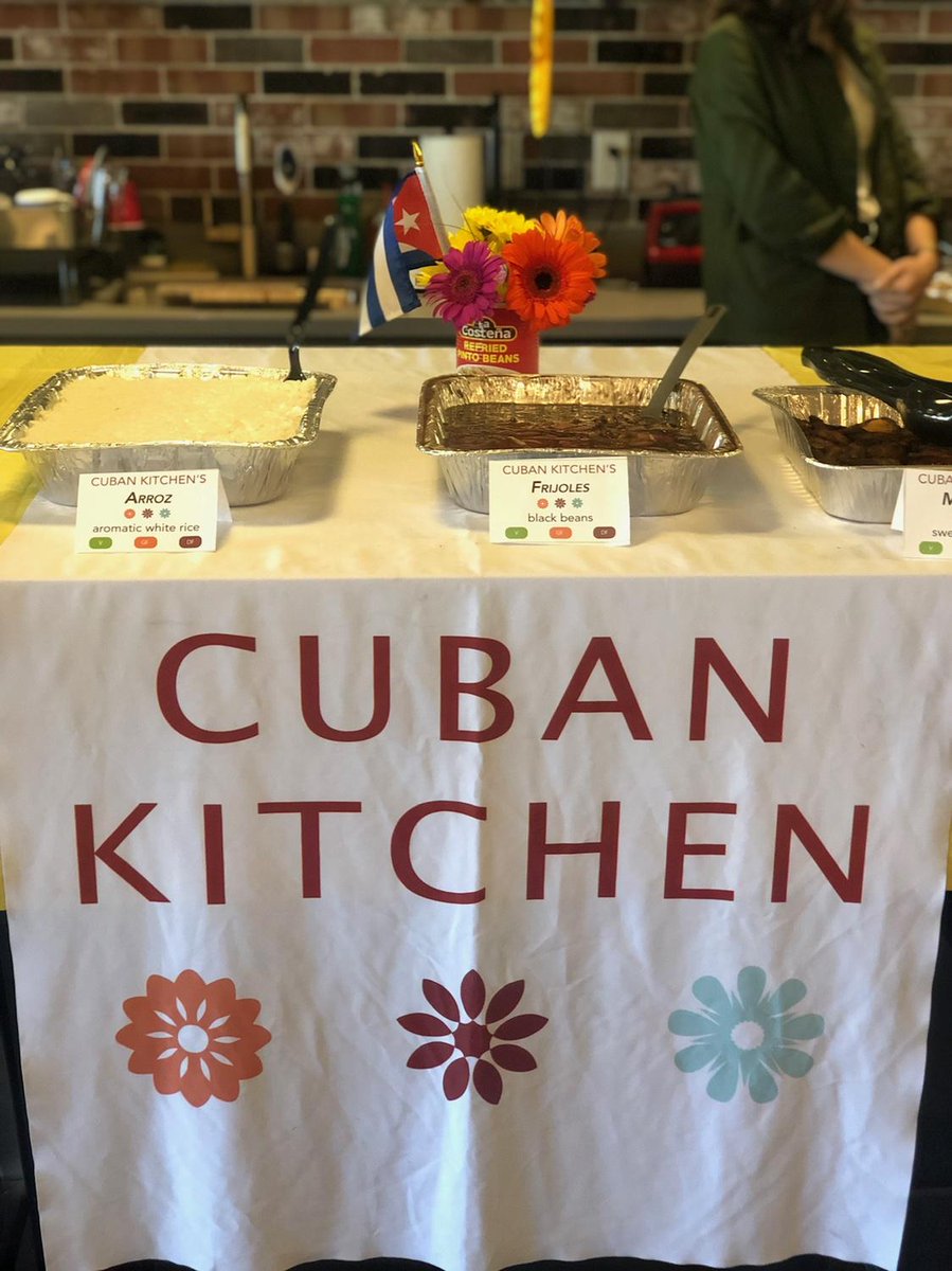 LiveNation_NCal's tweet photo. Shoutout to these awesome Bay Area brands that donated food to our #LatinNation kick-off event last Friday! 🙌🏻
@cuban_kitchen
@SaboresDelSurSF https://t.co/zoMCZd4jmw
