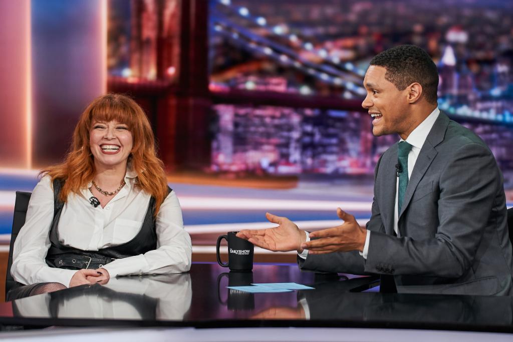 TONIGHT: <a href="/nlyonne/">natasha lyonne</a> is here to talk about her Emmy-nominated Netflix series <a href="/RussianDoll/">Russian Doll</a>!

📸: <a href="/ruminasean/">Sean gallagher</a>