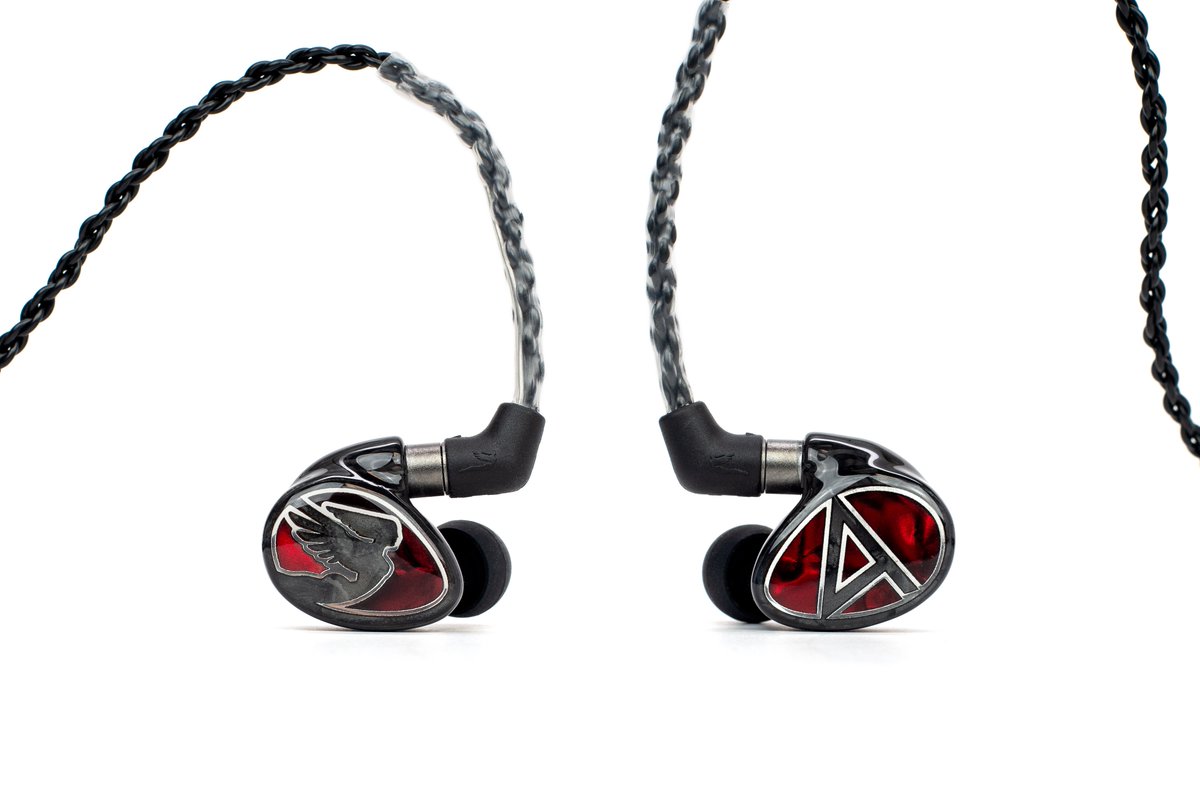astell_kern's tweet photo. Introducing the Layla AION Universal Fit IEMs. A new 3rd gen Layla Universal Fit IEM designed and manufactured by @JHAudio for Astell&amp;Kern.  Layla AION plus Astell&amp;Kern  hi-res players allow you to hear music how the Recording Artist and Mix Engineer intended. Coming soon! https://t.co/03OnXj6zIO