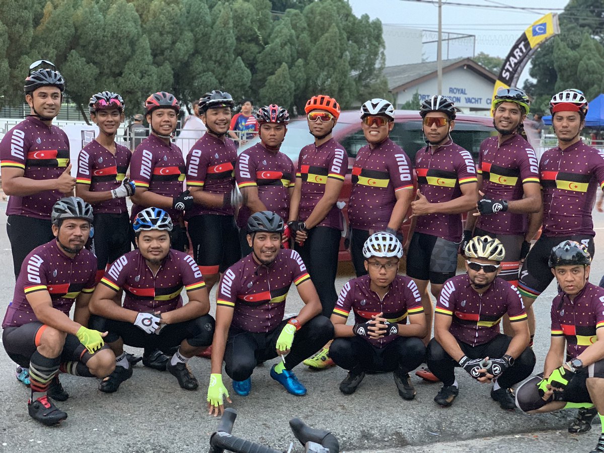 melakacyclegym's tweet photo. @SyedSaddiq local team. #cycling #demimuo https://t.co/ogvNHlantg