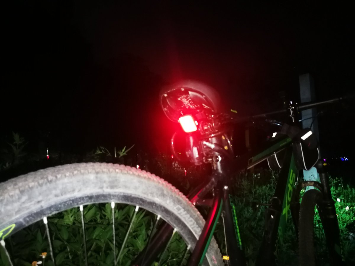 Andyyyue's tweet photo. Riding with passion for adventure life.

#cycling #riding #bike #bikelife #biker https://t.co/luJnOUMAJq