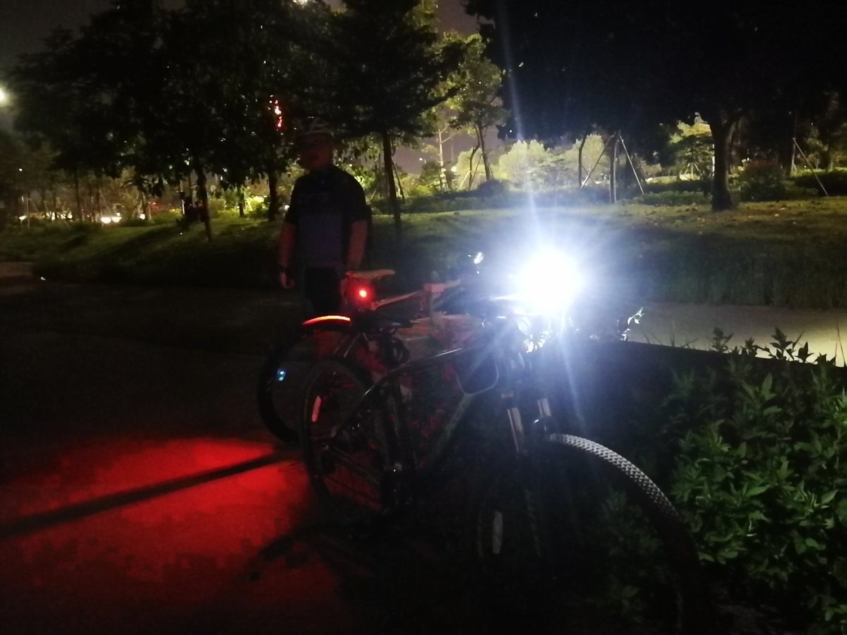 Andyyyue's tweet photo. Riding with passion for adventure life.

#cycling #riding #bike #bikelife #biker https://t.co/luJnOUMAJq