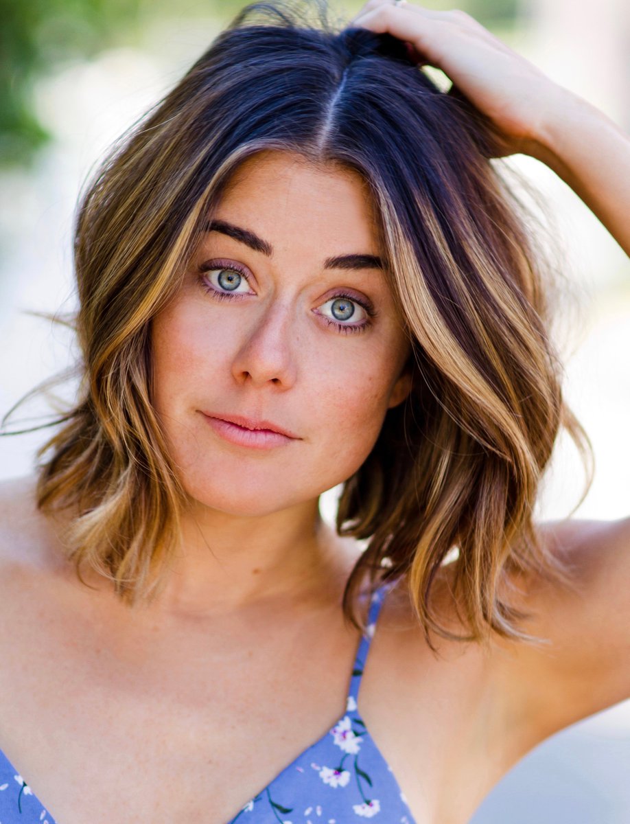 LiveAtNorthBar's tweet photo. Tickets now on sale for the very funny @ManonMathews in Chicago on Fri & Sat Sept 13 & 14!! Get tix at https://t.co/NO269iDC4F - It's always better #liveatnorthbar #standupcomedy #comedy #funny #vine #socialmedia #star #goodtimes #chicago https://t.co/rfD3fMZkHy
