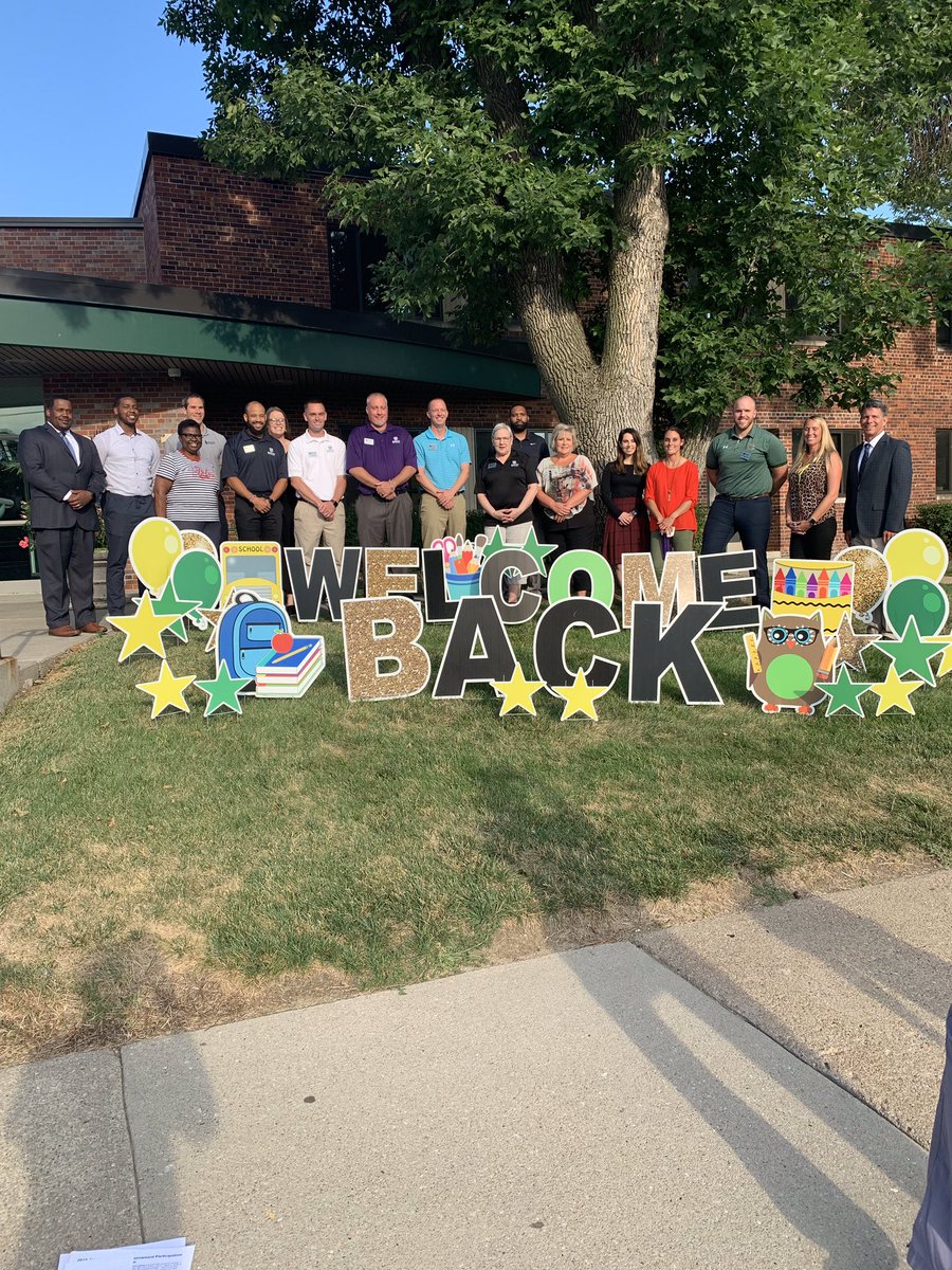 Great day with the TEAM @JesuitAcademy today! After opening meetings and PD, we warmly 🌞welcomed families and students for our #backtoschoolnight & registration!@ArchOmaha #WEareJESUIT #awakengreatness #DiscovertheLight