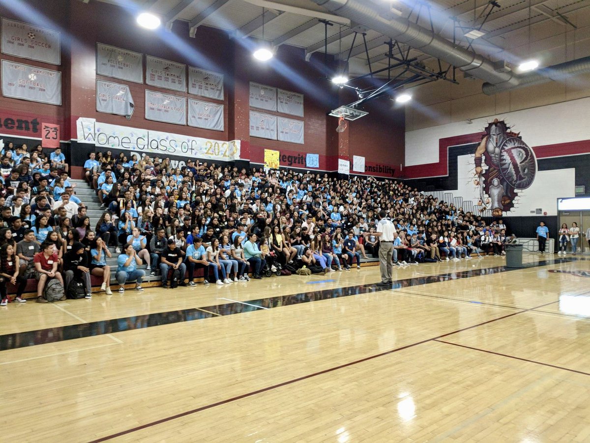 Damien_RST's tweet photo. Off to a great start of the school year thanks to @PHSLink_Crew and staff-led #WeekOfWelcome activities 🙌 #jusdshares https://t.co/hfivraWp2l