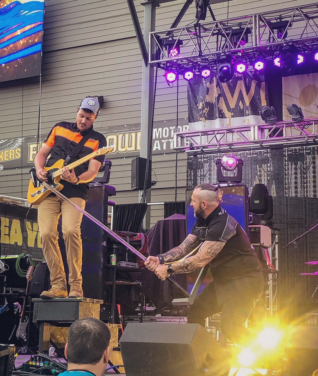 KellyKix's tweet photo. CHEERS🍻 to the final night at @IHSturgis!! It’s been an amazing run of shows. The @Chris_Hawkey Band and crew LOVE it here! #CHBinSTURGIS @budweiserusa https://t.co/SnOCaUOJzO