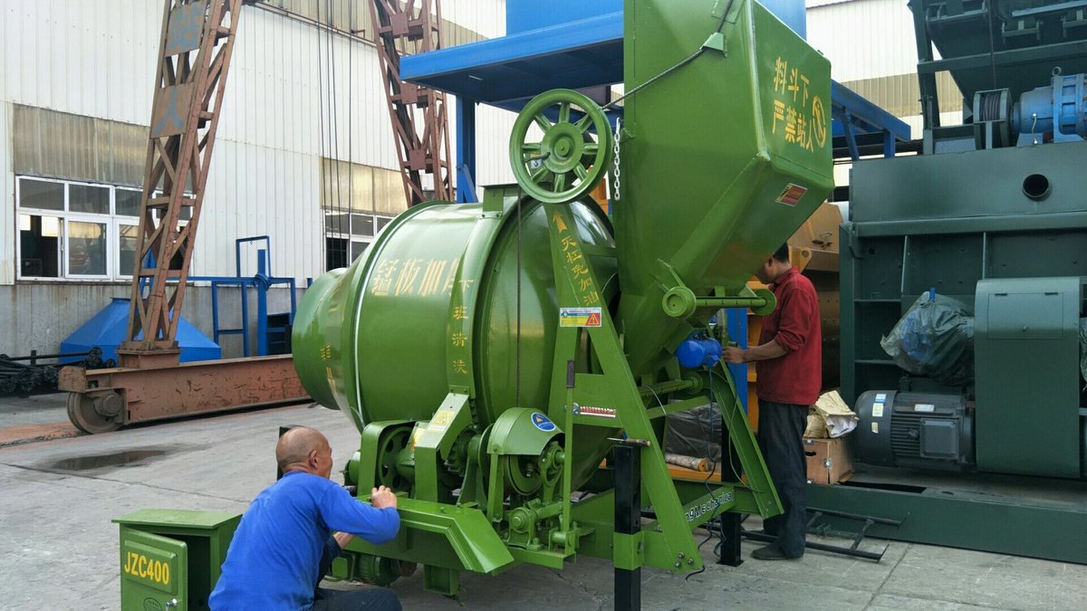 constructionJSH's tweet photo. Congratulations, Jinsheng JZC400 concrete mixer delivery for Malaysia customer. 
Do you want good quality concrete mixer too? Leave your email or Whatsapp please or add my ID +8618137782015. https://t.co/kXpSTlzyKF