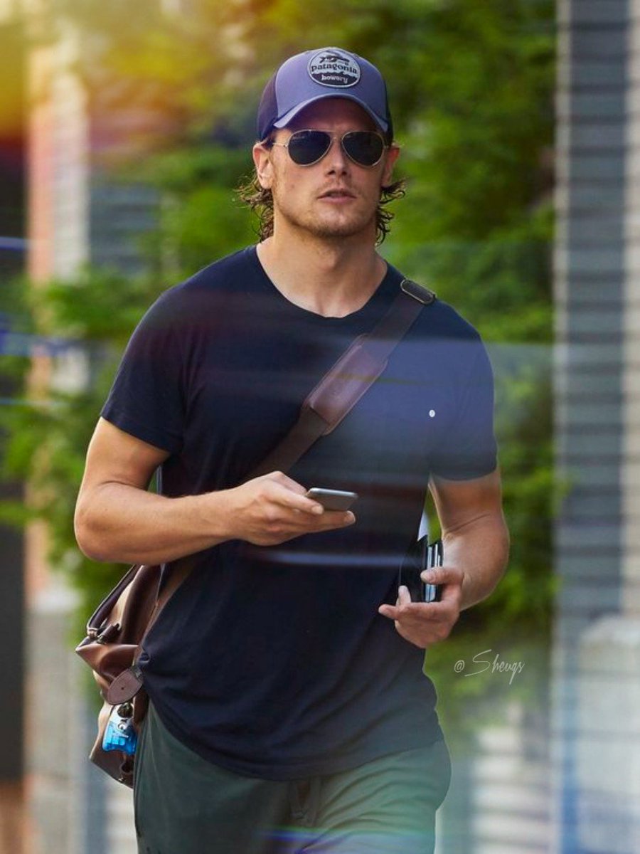 Sheugs's tweet photo. So @SamHeughan
Isn't it about time for
some new
#SamShady #AyeCandy
😎😜
#WhatWeDo #DroughtlanderBlues
#SamHeughan
@barbaramills1 @sarahjaswim @LaurelSchuett @pjl24 @GHJNancy @ladybay8 @ClanHeughan @heughanout @OutlanderHQ @mary_markssngr @Emmalines_Mom @Safer_Place @witchofgric https://t.co/10cy39tmzC