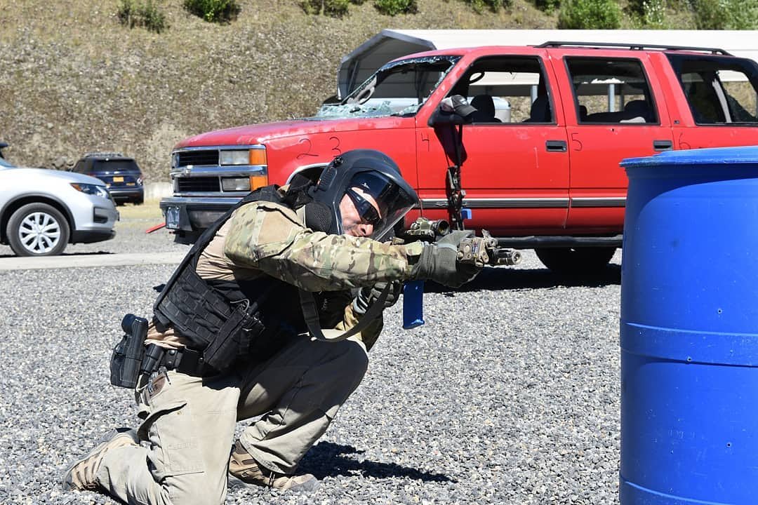 RBT_Institute's tweet photo. How dynamic are your cover drills?

#utmasrealasitgets 
#sigsauer 
#suppressor 
#300blackout 
#rifle
#socom
#AZWS
#TwitterBound

https://t.co/WUPbs7KX03 https://t.co/WsScmn35v1