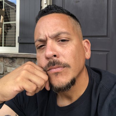 2526Perez's tweet photo. #NewProfilePic https://t.co/MBpXqNjmTO