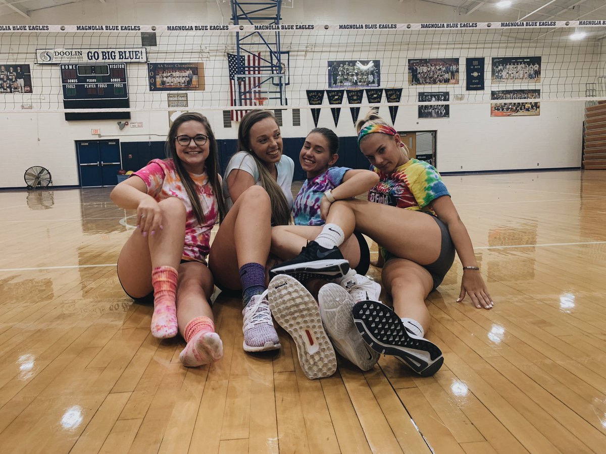 kyndrapilantt's tweet photo. senior szn is almost here 🏐🤞🏻 https://t.co/8vNt88J41Z