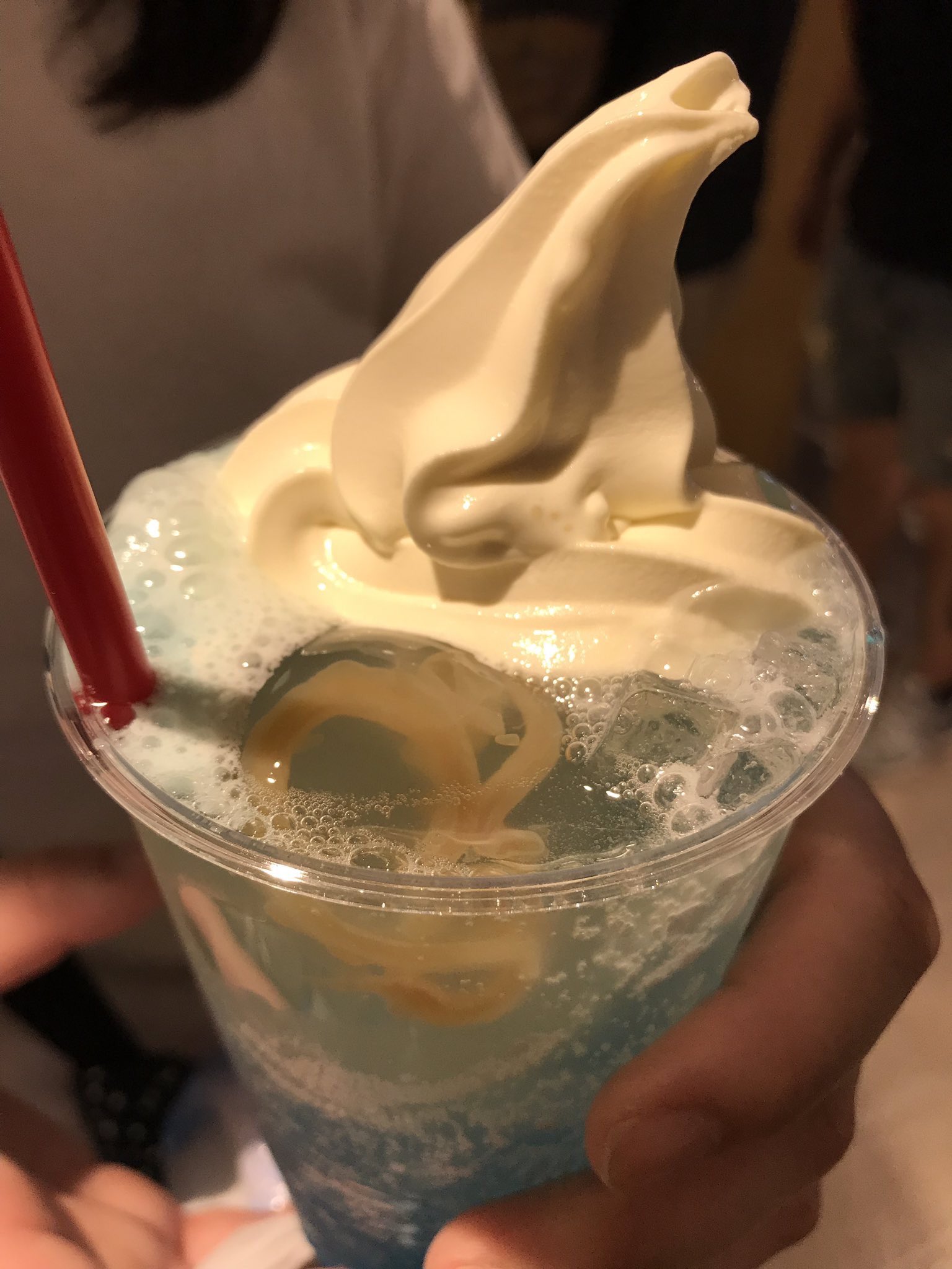 ちくび 線画 0 33 Twitterissa 海遊館の藻塩クラゲソーダフロート とりあえず食べようぜ な 食べよう クラゲに模したゼリーかと思ったらガチクラゲ 口いっぱいにクラゲ広がるわけじゃないけどなんとも言えないこの感じ あとフロートだと ちくび 線画 0 33 Twitterissa 海遊館の藻塩クラゲソーダフロート とりあえず食べようぜ な 食べよう クラゲに模したゼリーかと思ったらガチクラゲ 口いっぱいにクラゲ広がるわけじゃないけどなんとも言えないこの感じ あとフロートだと