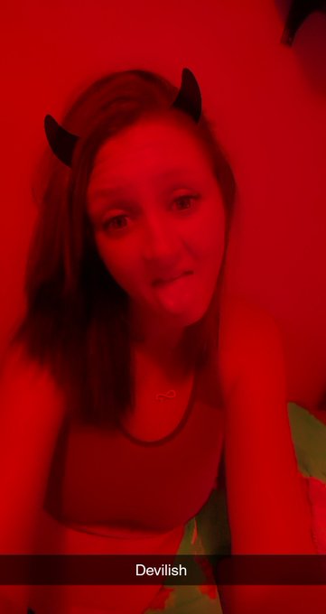 Boredem at its finest 🤣😉😉 https://t.co/sIMmXiq1HC