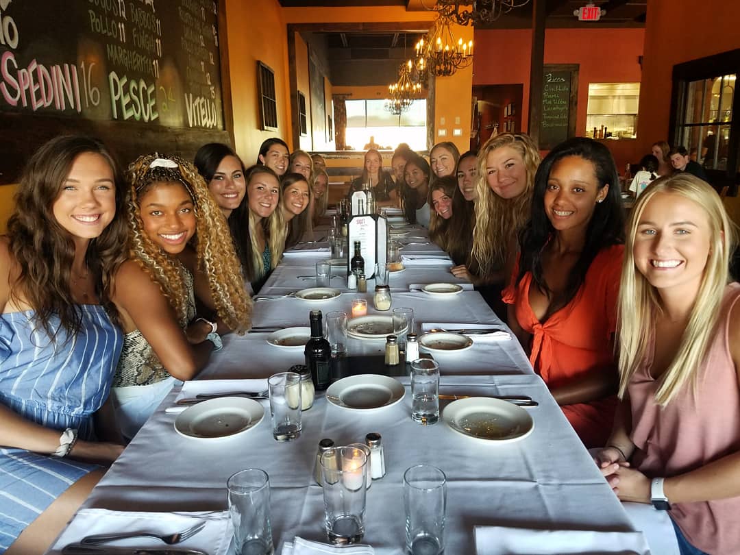 SIUEVolleyball's tweet photo. Fancy Feast en fuego! The real fun starts tomorrow... #preseason #SIUEVB #SIUENation https://t.co/5jytIbgC6P